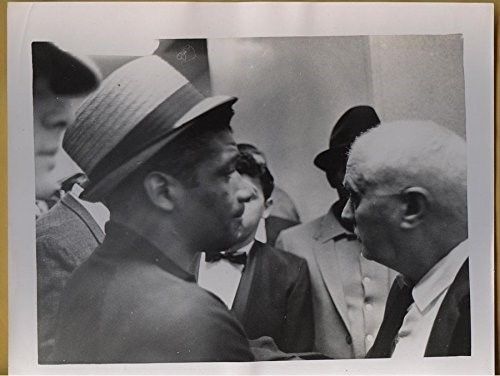 Floyd Patterson 7x9 inch Wire/Press Photo