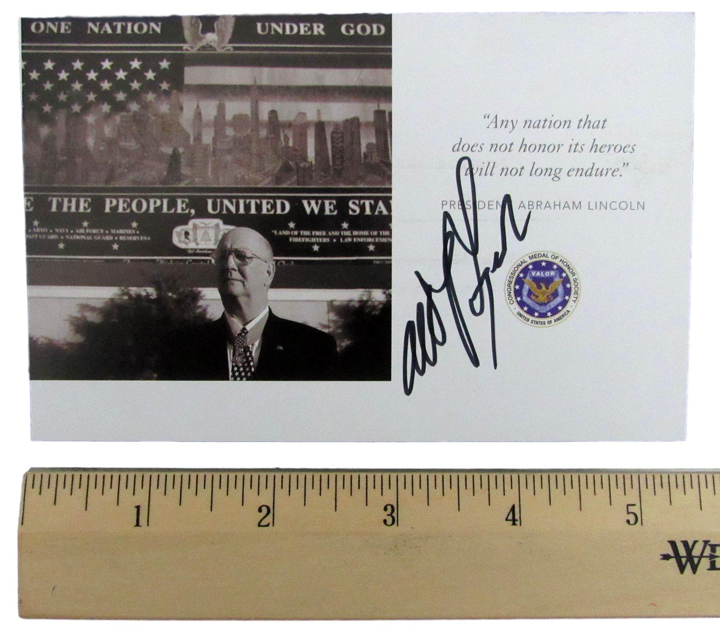 Allen J. Lynch, MOH Recipient, Signed MOH 3 1/2x5 1/2 Society Card JSA 146372