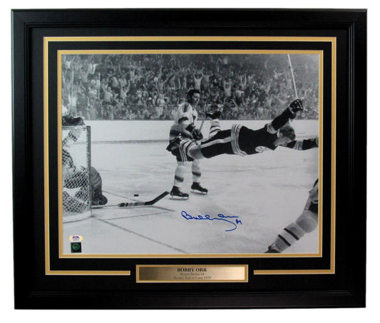 Bobby Orr HOF Autographed 16x20 Photo Boston Bruins Framed PSA/DNA 178397