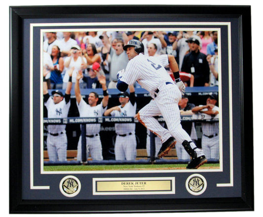 Derek Jeter HOF New York Yankees Unsigned 3000th HIT 16x20 Photo Framed 164009