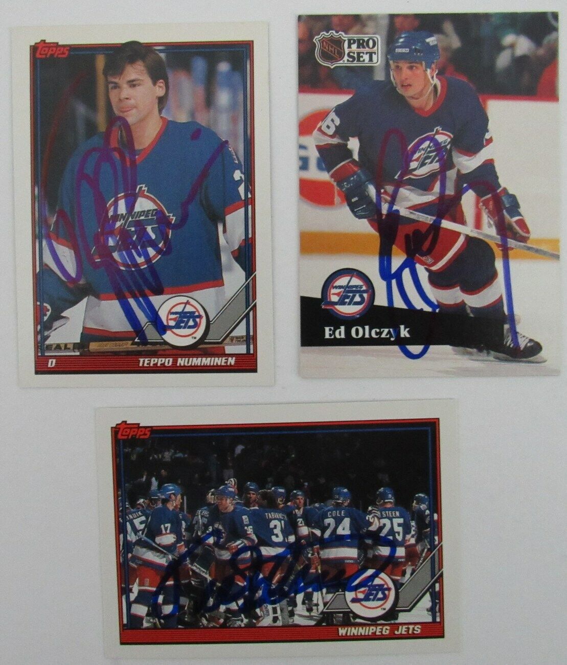 Lot of 3 Signed/Autographed Winnipeg Jets 1991 NHL Trading Cards 159400