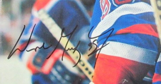 Wayne Gretzky HOF Signed 1/23/84 Sports Illustrated Magazine  PSA/DNA 185625