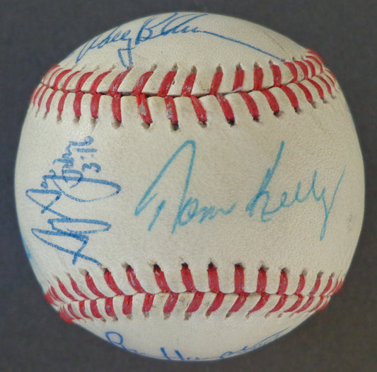 Minnesota Twins Multi-Autographed by (12) Baseball Oliva Kelly Larkin 155673