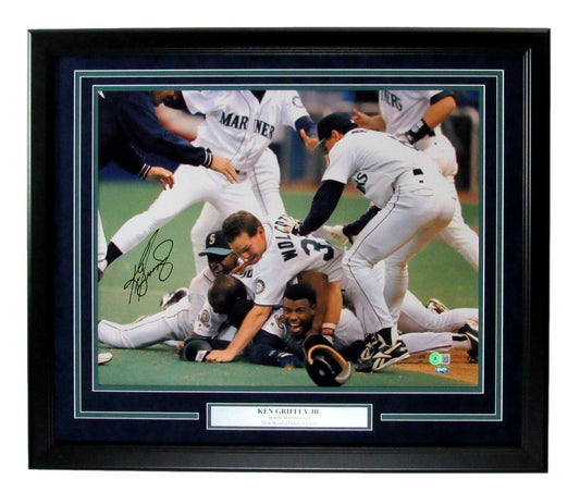 Ken Griffey Jr. HOF Autographed 16x20 Photo Seattle Mariners Framed Beckett