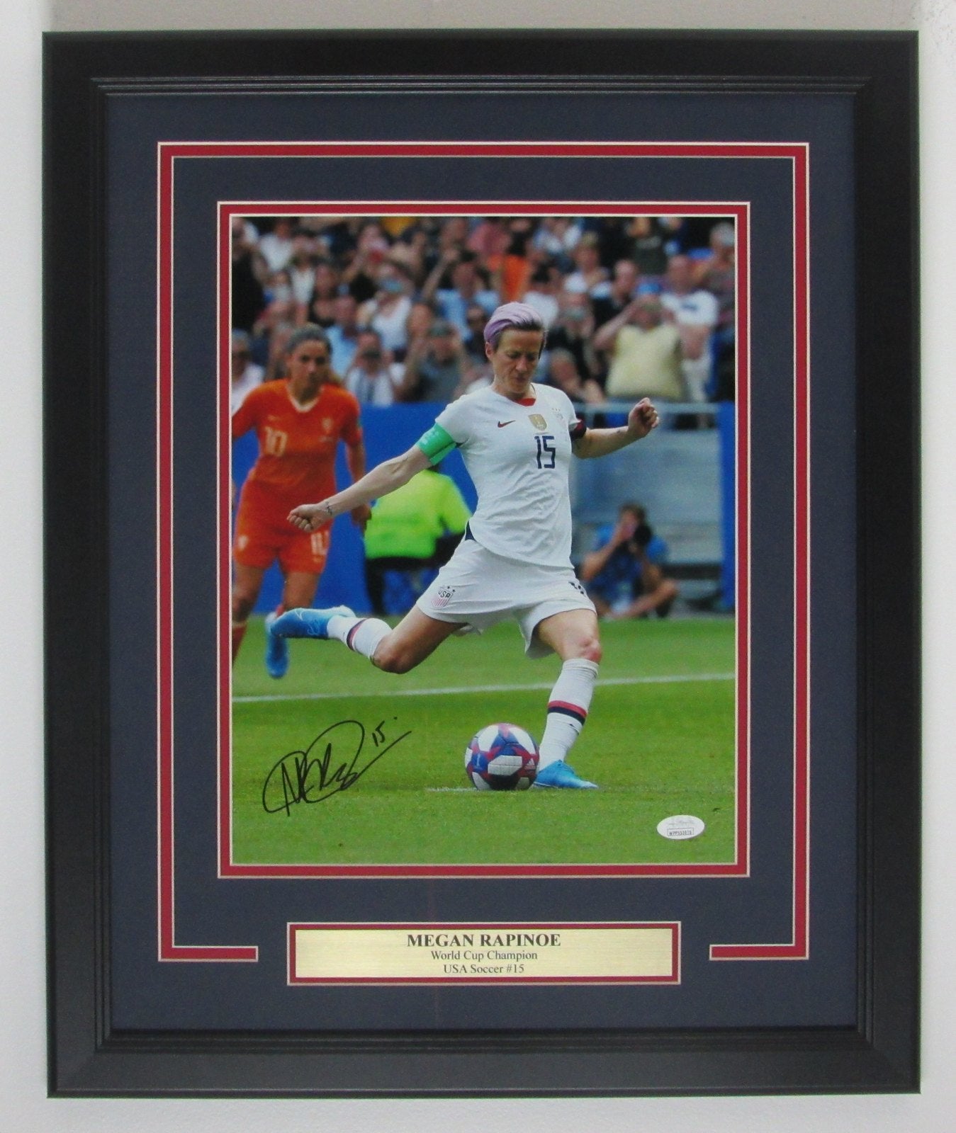 Megan Rapinoe USA Women's Soccer Signed 11x14 Photo Framed JSA 146151