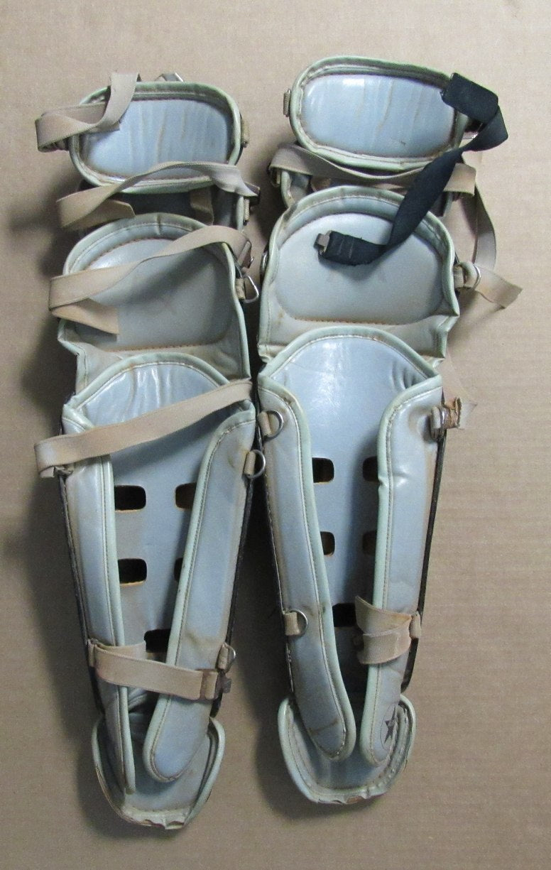 Mike LaValliere Pirates Signed/Insc Game-Used Catcher's Gear and Cleats 189185