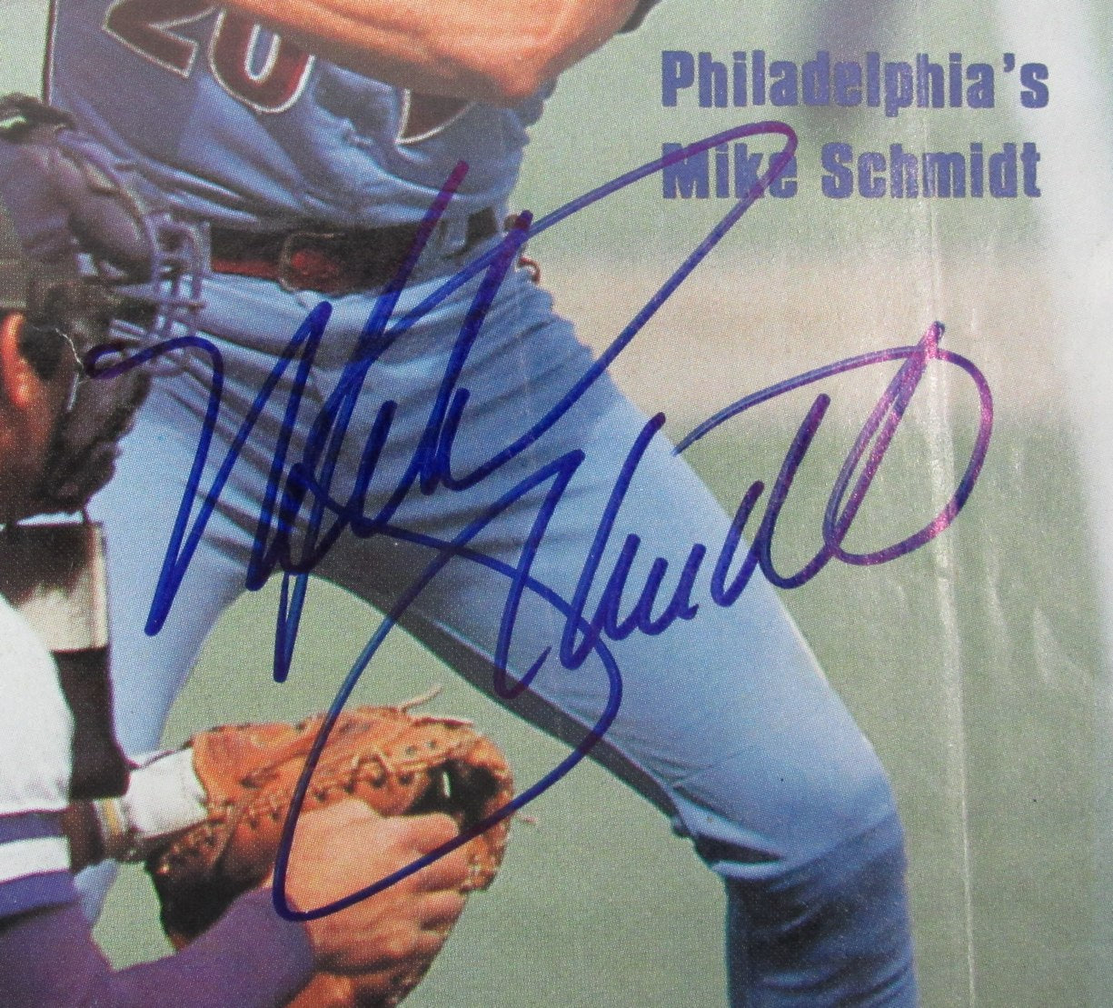 Mike Schmidt HOF Phillies Signed/Auto Sports Illustrated 10/27/80 PSA/DNA 185622