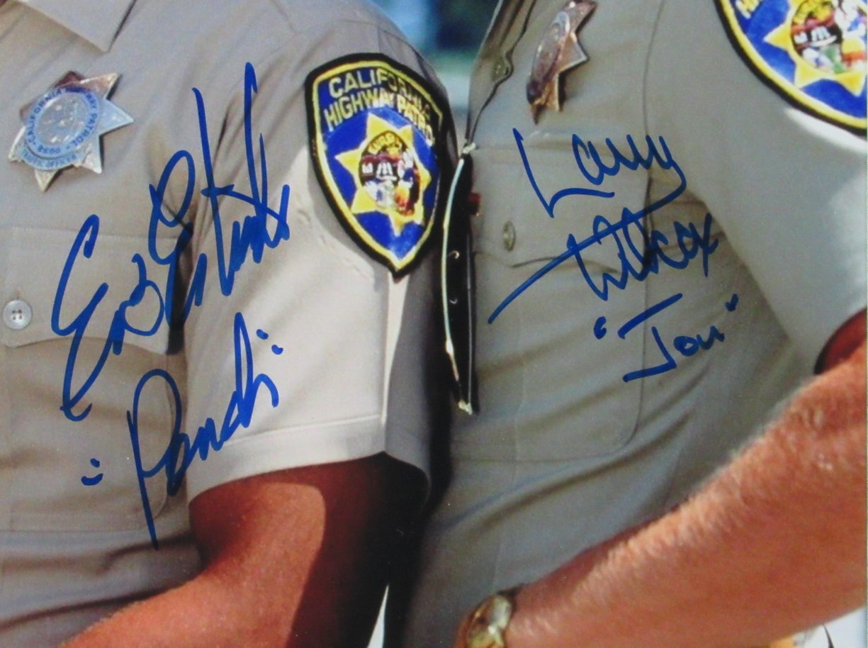 Larry Wilcox/Erik Estrada Dual-Signed 11x14 Photo "Chips" Framed Beckett 183649