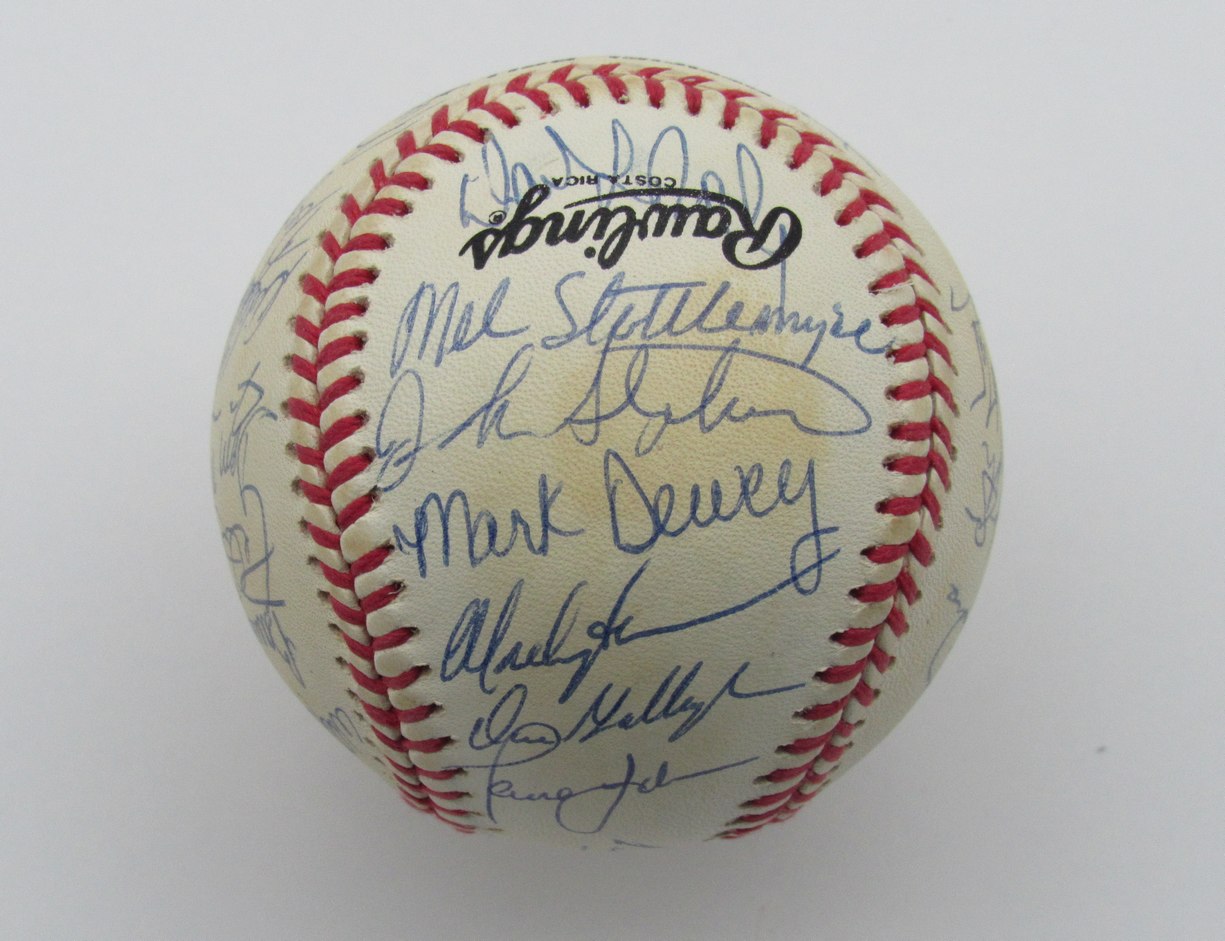 1992 New York Mets Team Signed by 30 Players ONL Baseball Gooden Cone 185521