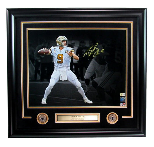 Drew Brees HOF Autographed 16x20 Photo Saints Framed Beckett 179400