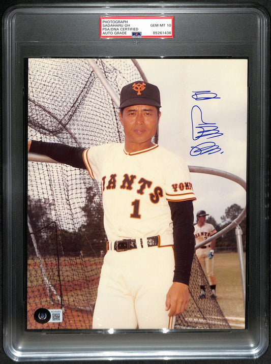 Sadaharu Oh Signed/Auto 8x10 Photo Yomiuri Giants PSA/DNA GEM MT 10 191840