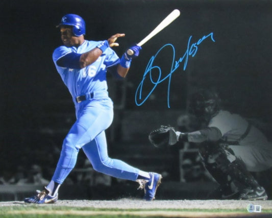 Bo Jackson Autographed Kansas City Royals 16x20 Photo Beckett 192998