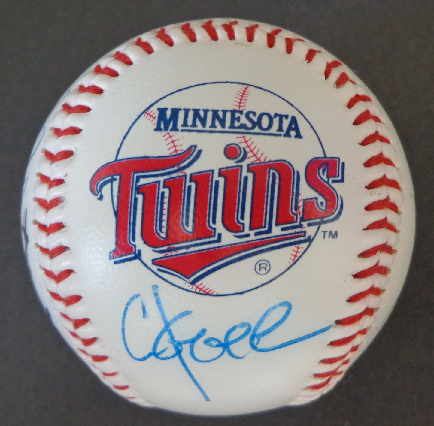 1995 Minnesota Twins Multi-Autographed by (16) Twins Logo Baseball 155693