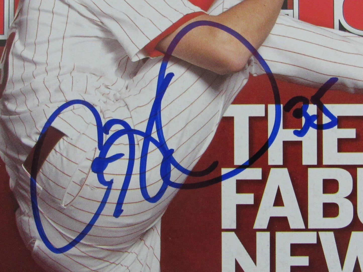 Cole Hamels Phillies Signed 2009 Sports Illustrated Magazine JSA 145193